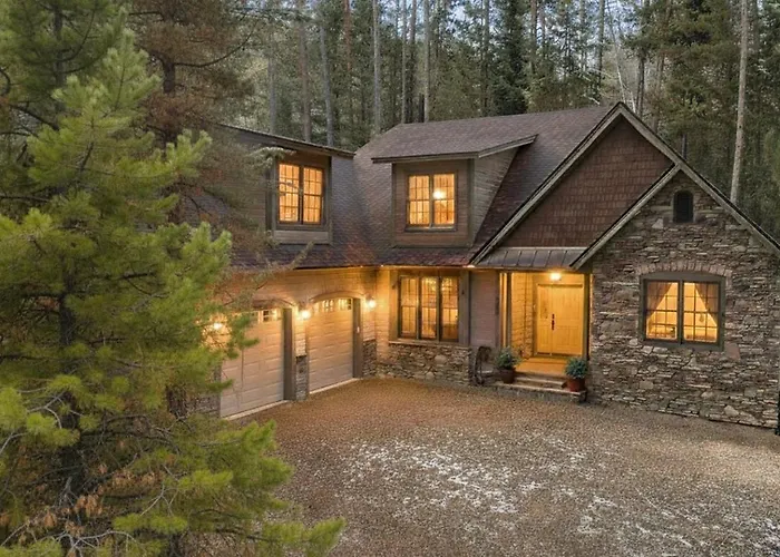 Upscale Mountain Retreat With Cozy Fireplace & Jetted Tub In Alpine, Utah *