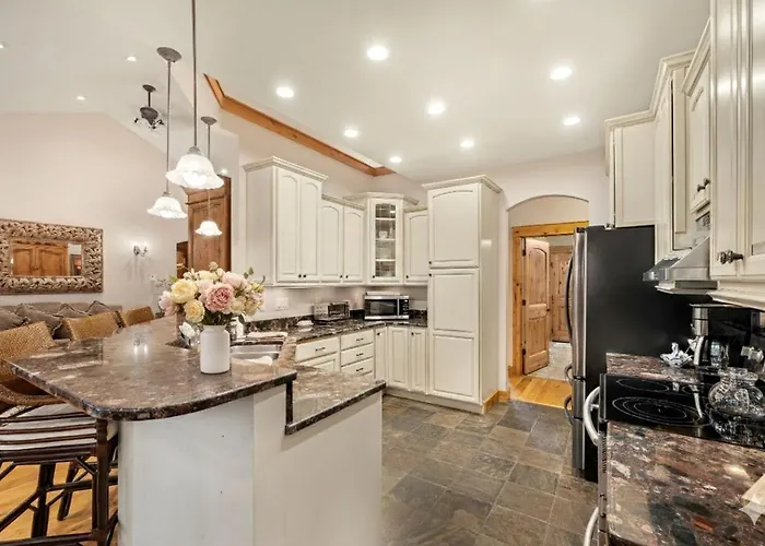 Holiday home Upscale Mountain Retreat With Cozy Fireplace & Jetted Tub In Alpine, Utah Alpine