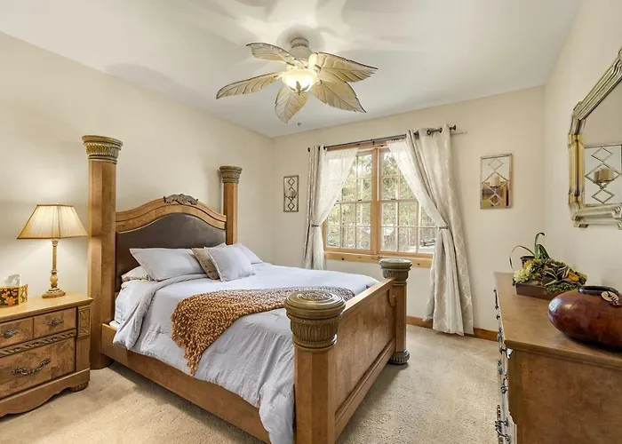 Upscale Mountain Retreat With Cozy Fireplace & Jetted Tub In Alpine, Utah Holiday home *
