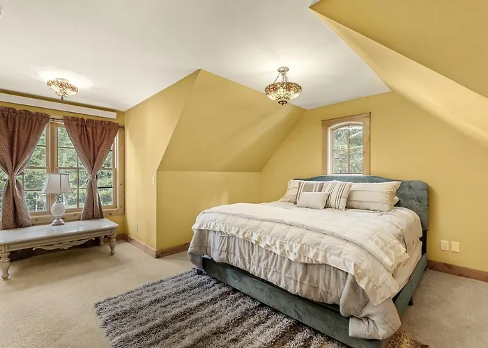 Upscale Mountain Retreat With Cozy Fireplace & Jetted Tub In Alpine, Utah Holiday home *